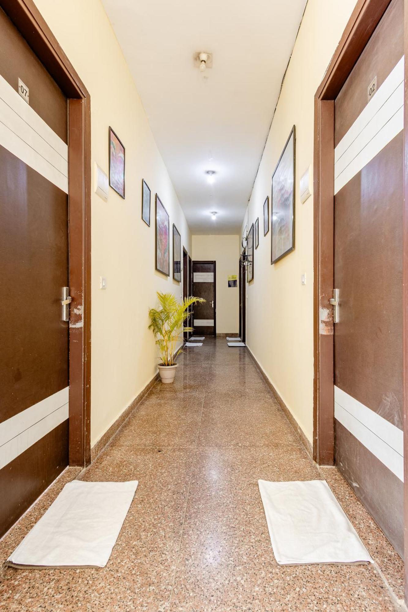 Lime Tree Studio Near Fortis Ґурґаон Екстер'єр фото