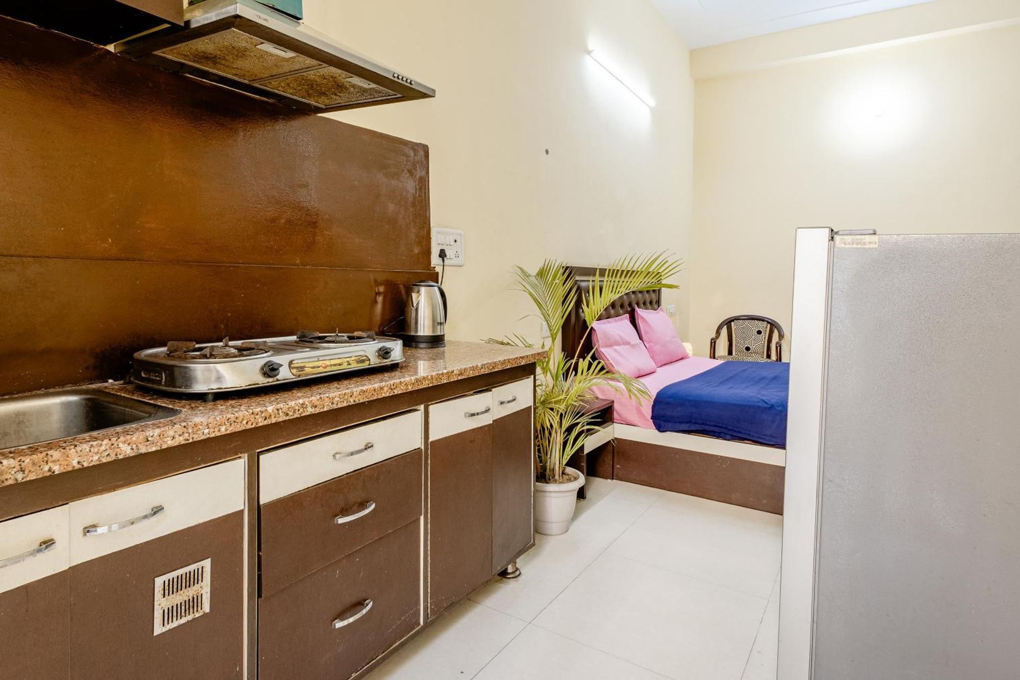 Lime Tree Studio Near Fortis Ґурґаон Екстер'єр фото